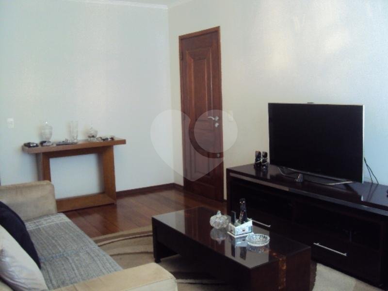 Casa à venda com 3 suítes em Vila Sônia, São Paulo, SP
