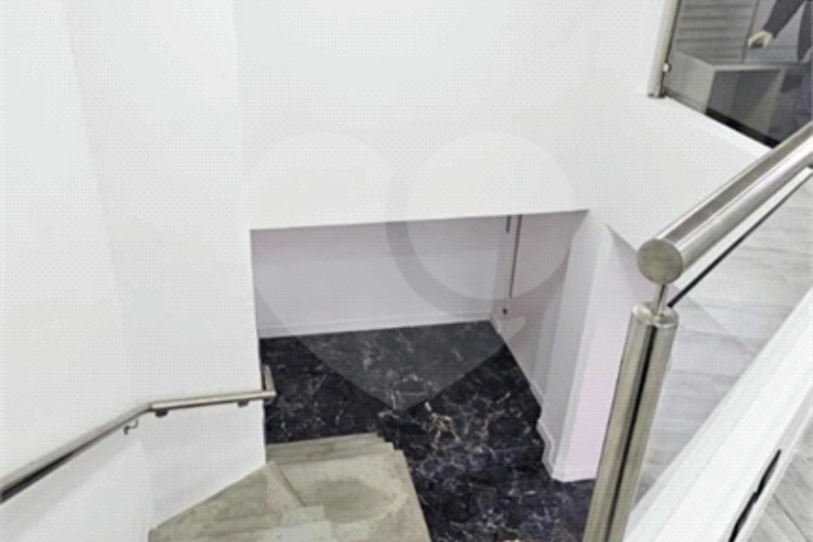 Apartamento à Venda com 210m² com 3 dormitórios e 3 vagas em Perdizes - Estuda permuta .