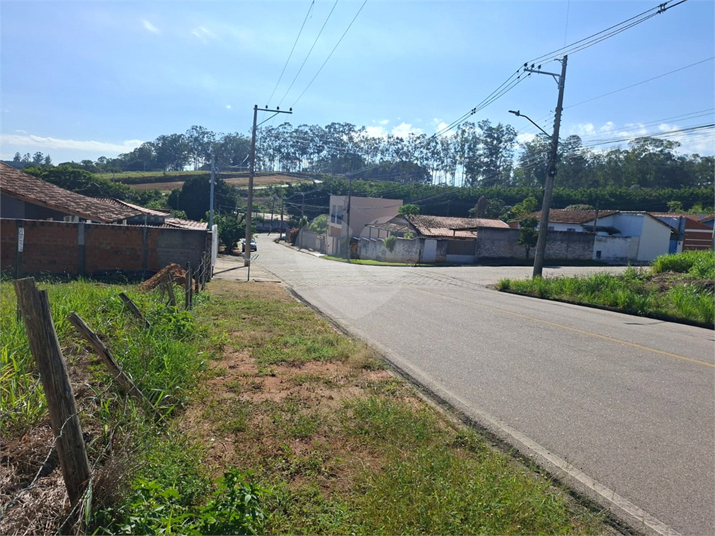 Terreno à venda em Luar do Sertão, Alambari, SP