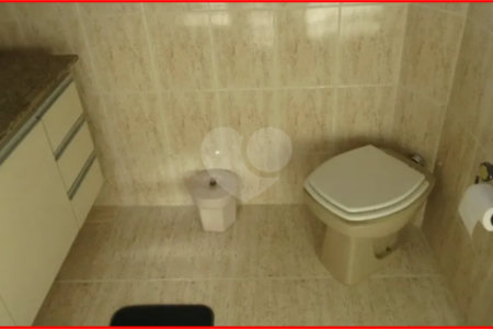 Sobrado à venda com 4 quartos, sendo 1 suíte,  em Alto da Lapa, São Paulo, SP