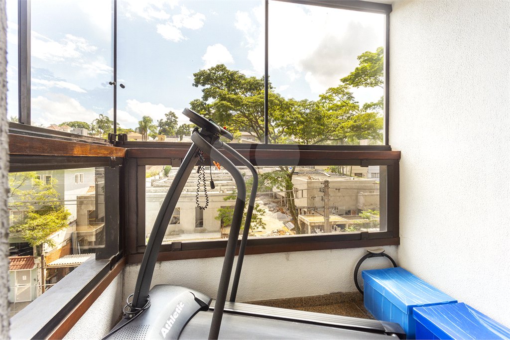 Apartamento à venda com 4 quartos, sendo 3 suítes, em Jardim Prudência, São Paulo, SP
