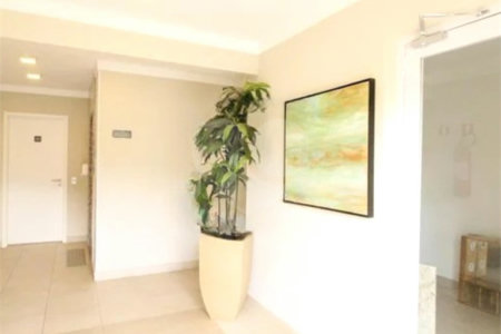 Apartamento à venda com 2 quartos em Vila Zat, São Paulo, SP