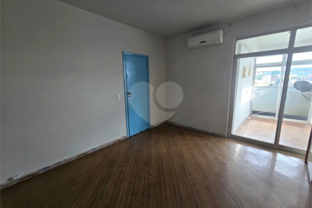 Cobertura à venda com 4 quartos, sendo 1 suíte,  em Tijuca, Rio de Janeiro, RJ