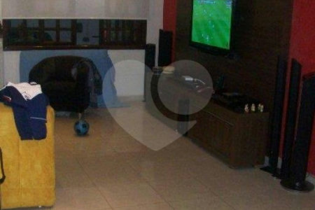 Casa à venda com 3 quartos no condomínio Travessa Sílvio Lazzari,76, São Paulo - SP