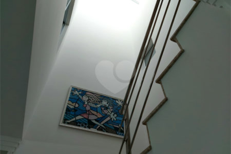 Casa à venda com 3 suítes no condomínio Residencial Gaya, São Paulo - SP