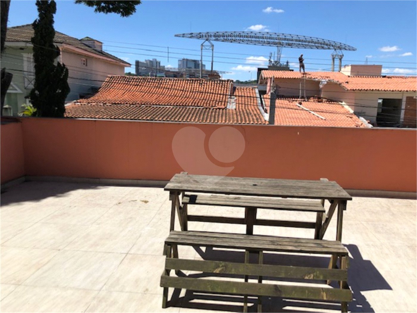 Casa à venda com 4 quartos, sendo 2 suítes,  em Jardim Leonor, São Paulo, SP