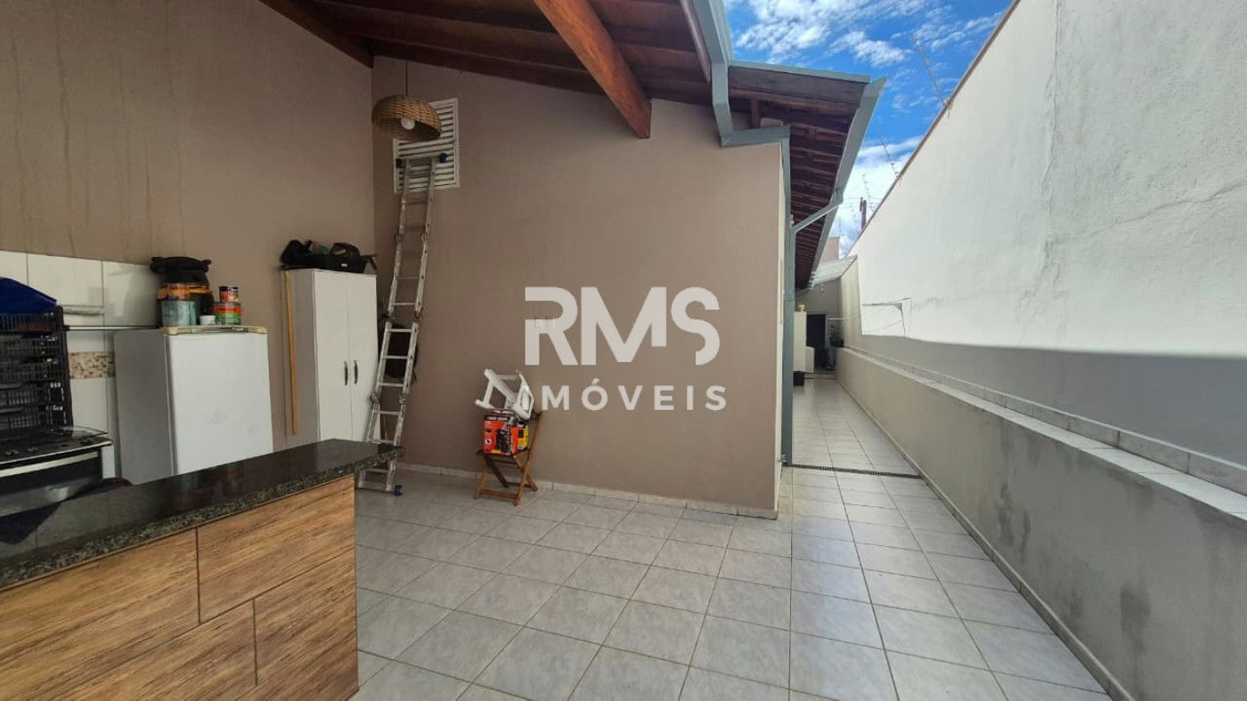 Casa à venda com 3 quartos, sendo 1 suíte,  em São Luiz, Itu, SP
