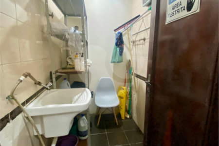 Sobrado à venda com 3 quartos, sendo 1 suíte, em Vila Gomes Cardim, São Paulo, SP