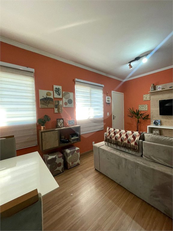 Casa à venda com 2 quartos no condomínio Jardim do Sol, Suzano - SP