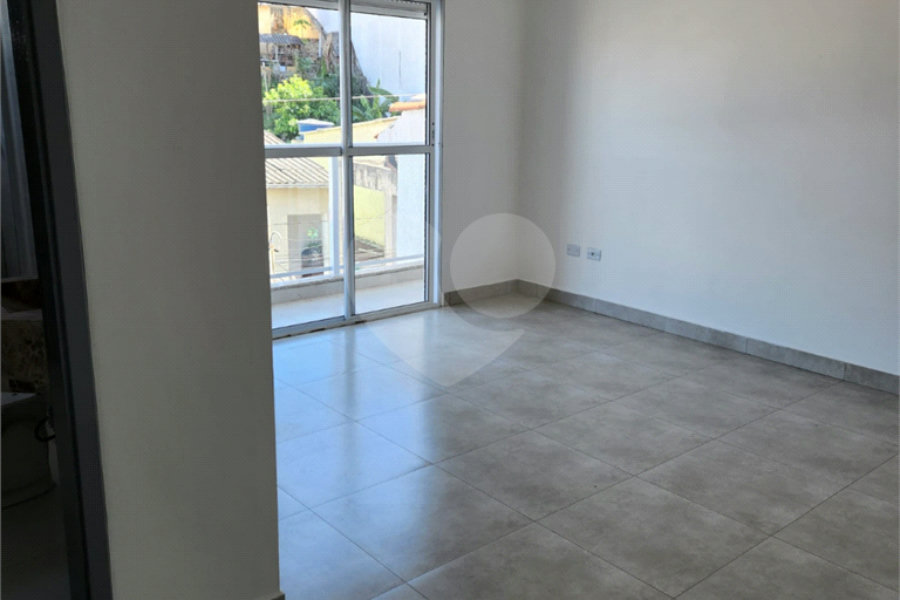 Sobrado à venda com 3 quartos, sendo 1 suíte,  em Vila Pereira Barreto, São Paulo, SP
