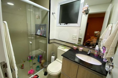Apartamento à venda com 3 suítes em Santa Teresinha, São Paulo, SP