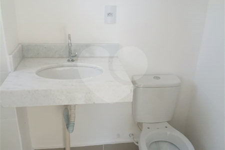 Apartamento para alugar com 2 quartos em Campo Grande, Rio de Janeiro, RJ