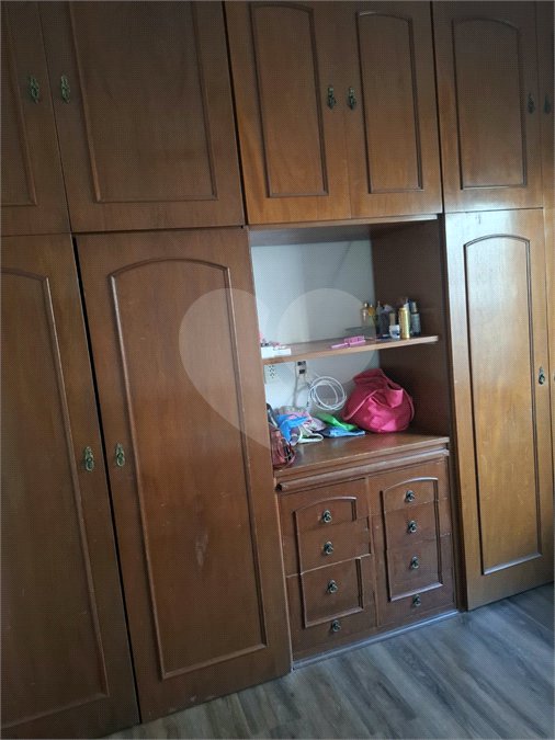 Casa à venda com 3 quartos, sendo 1 suíte,  em Vila Santa Helena, Mogi das Cruzes, SP