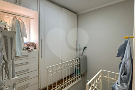 Casa à venda com 3 quartos, sendo 1 suíte, no condomínio Villagio Staluccia, São Paulo - SP
