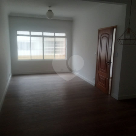 Casa de Vila à venda com 4 quartos, sendo 1 suíte, em Vila Olímpia, São Paulo, SP