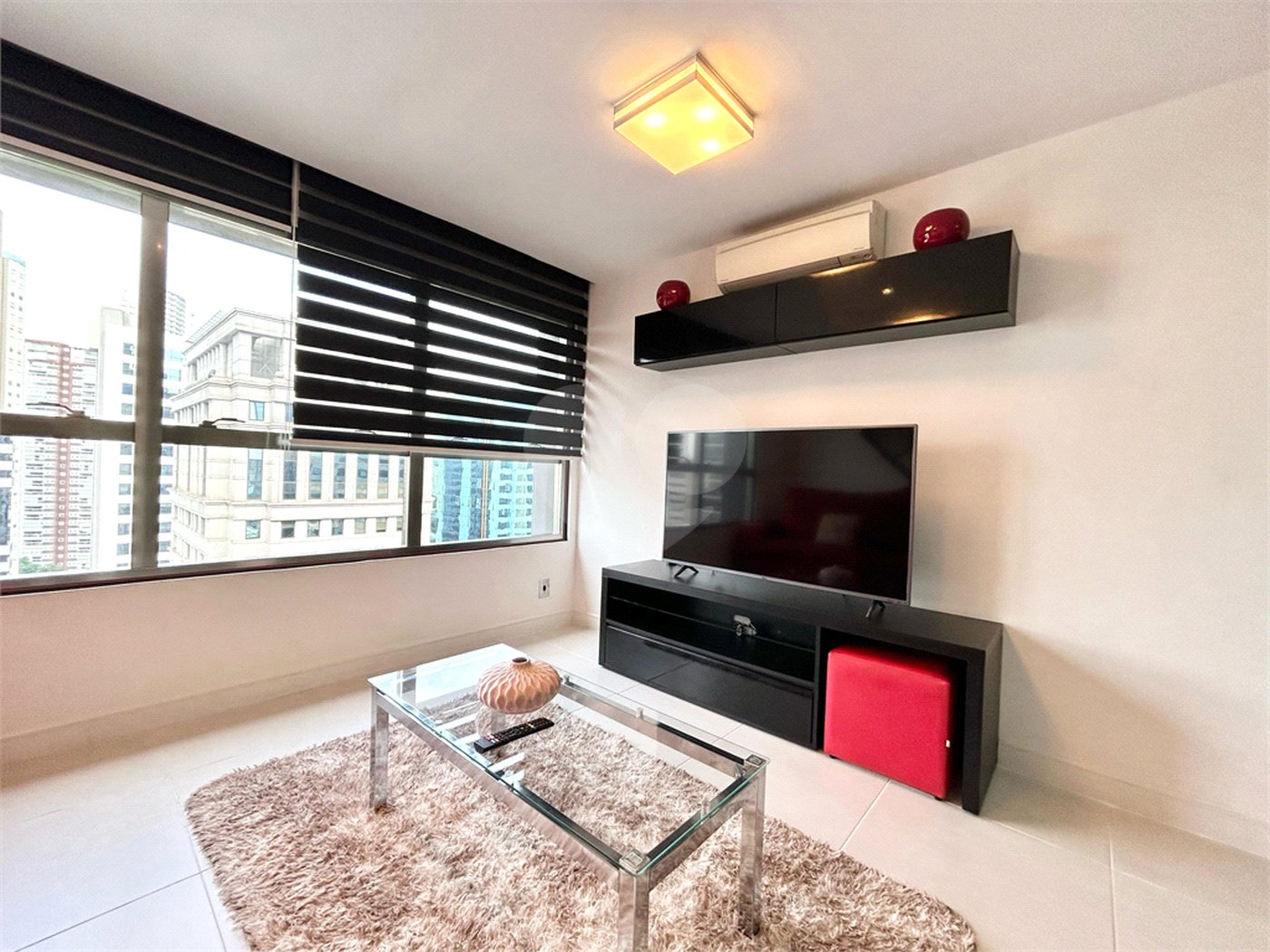 Apartamento à venda ou para alugar com 2 quartos, sendo 1 suíte, em Brooklin, São Paulo, SP