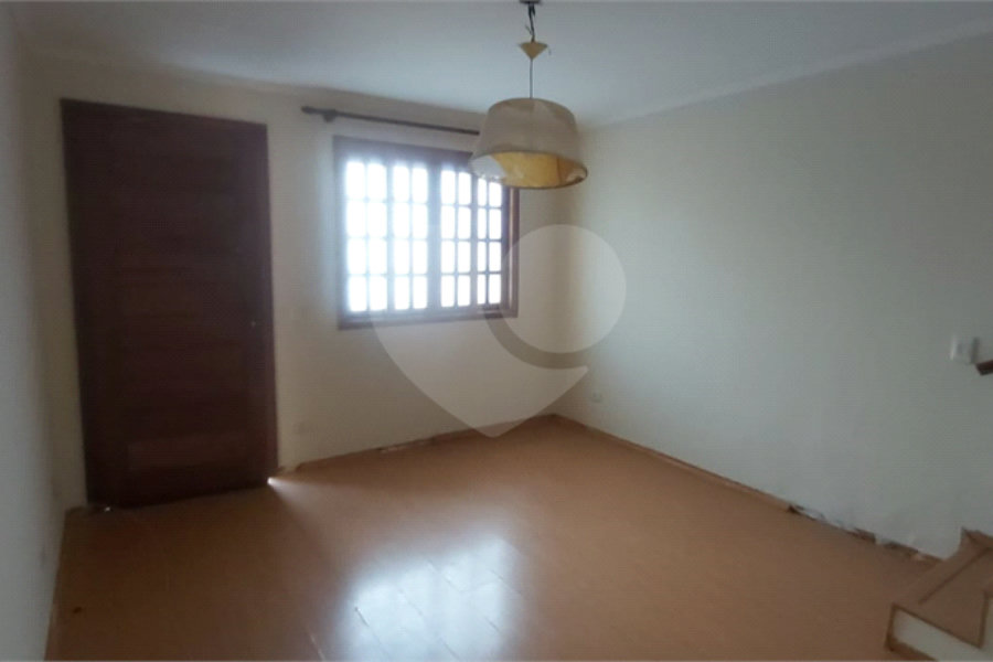 Casa à venda com 2 quartos no condomínio Parque das Araucárias, São Paulo - SP