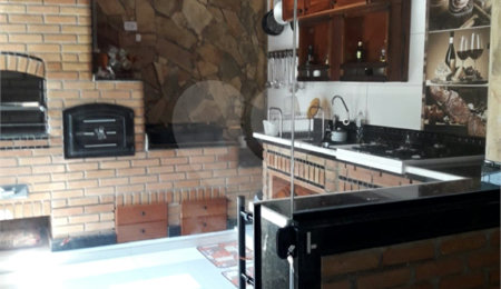 Sobrado à venda com 4 suítes em Santa Inês, Caieiras, SP
