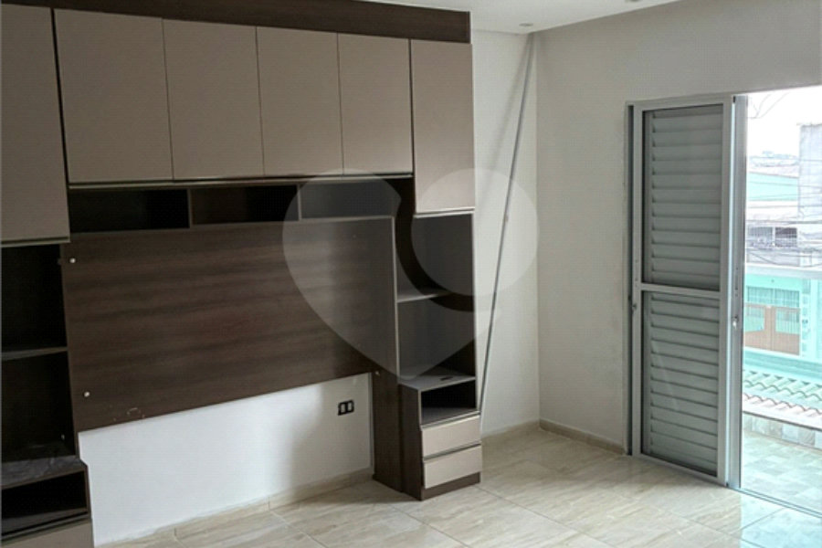 Sobrado à venda com 3 quartos, sendo 1 suíte, em Vila Maricy, Guarulhos, SP