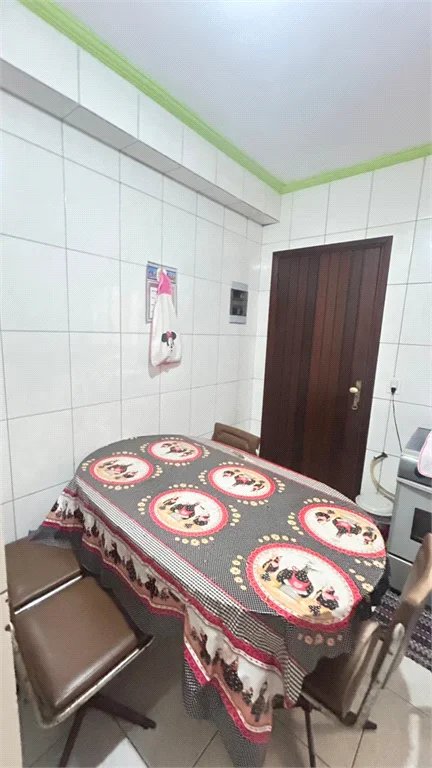 Sobrado à venda com 5 quartos em Pununduva, Cotia, SP
