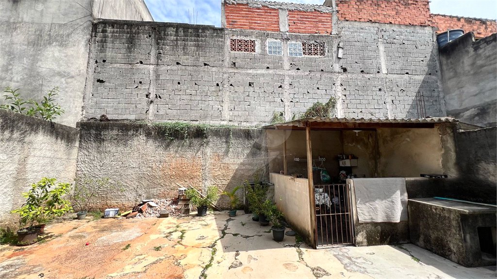 Casa à venda com 3 quartos em Jardim Madre Ângela, Poá, SP