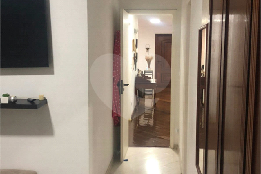 Apartamento à venda com 3 quartos, sendo 1 suíte, em Saúde, São Paulo, SP