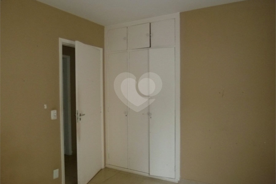 Apartamento à venda com 3 quartos, sendo 1 suíte, em Paraíso, São Paulo, SP