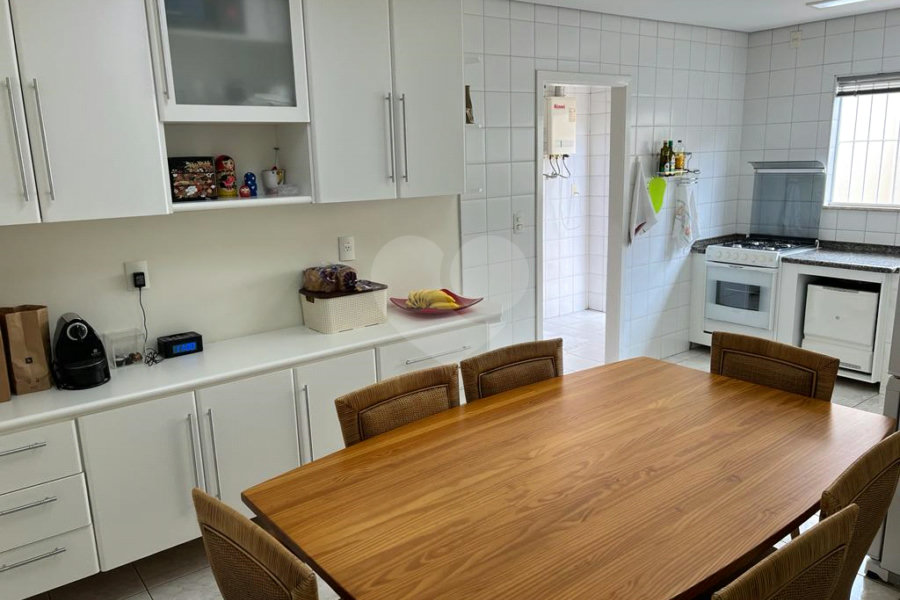 Casa à venda com 2 suítes em Santana, São Paulo, SP