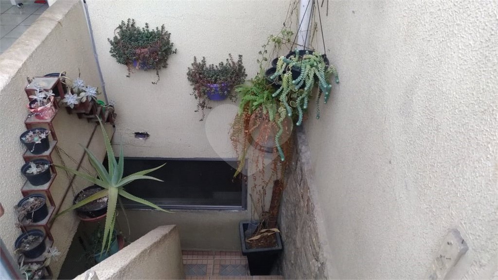 Sobrado à venda com 2 quartos em Tremembé, São Paulo, SP