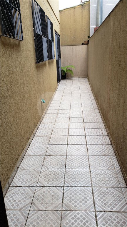Sobrado à venda com 3 quartos, sendo 1 suíte, em Parque Vitória, São Paulo, SP