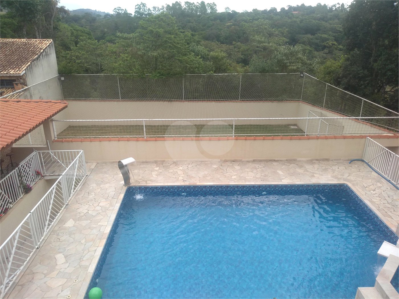Chácara à venda com 4 suítes em Pirucaia, Mairiporã, SP