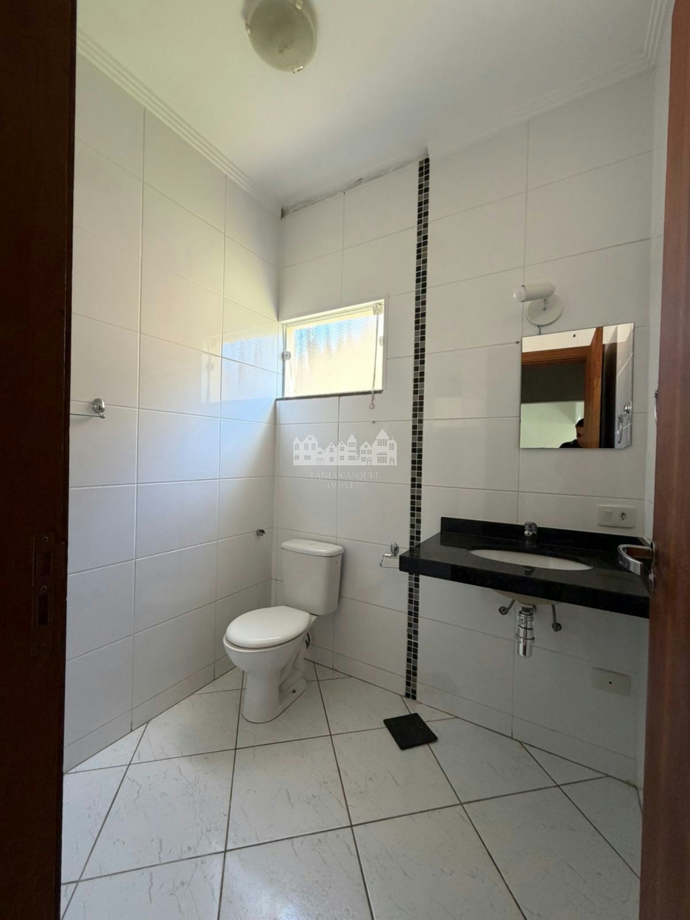 Casa à venda com 3 quartos, sendo 1 suíte, no condomínio Bella Vita, Atibaia - SP