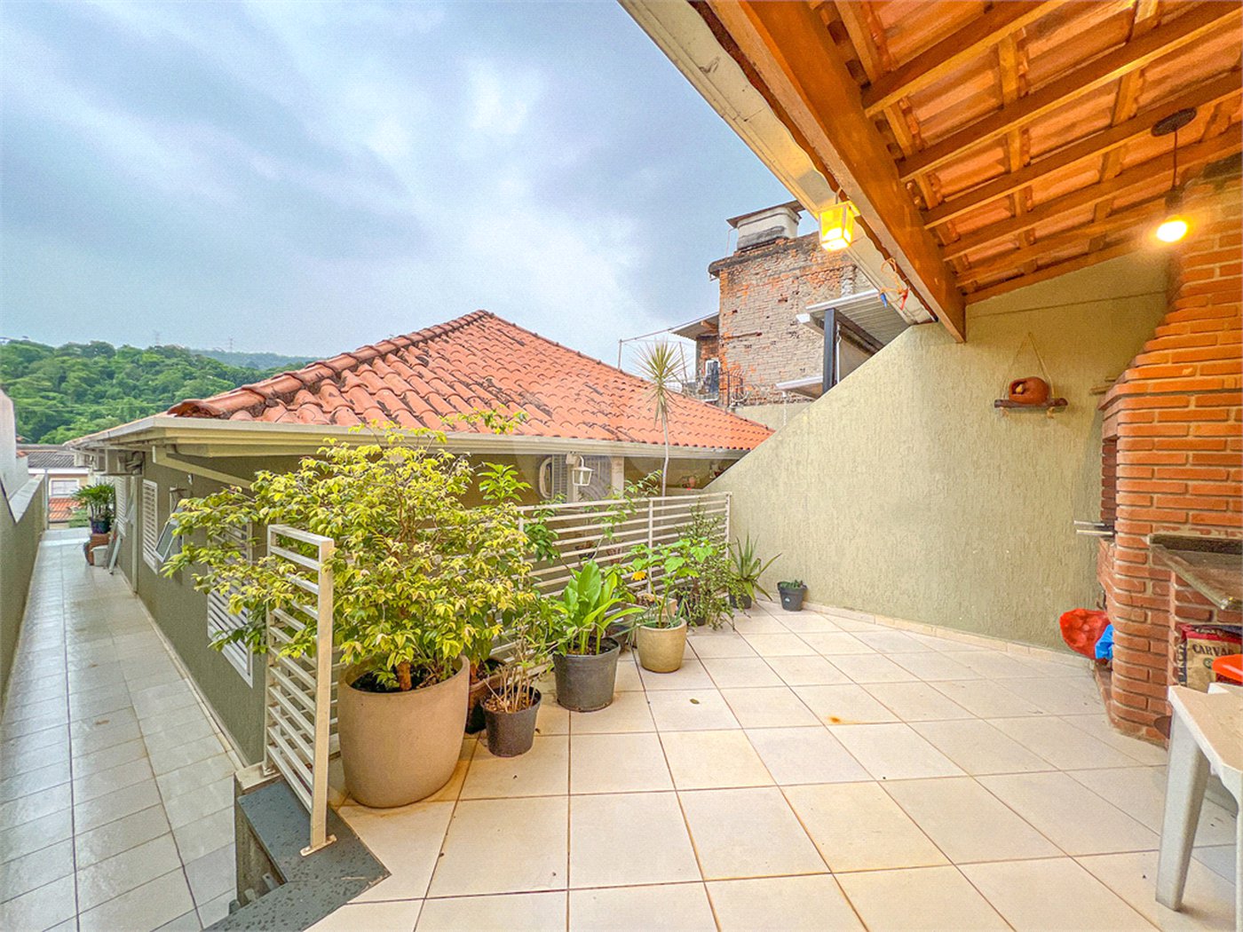 Casa à venda com 3 quartos, sendo 1 suíte,  no condomínio 658, São Paulo - SP