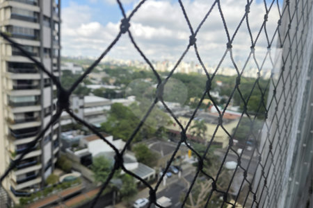 Apartamento à venda com 2 suítes em Cerqueira César, São Paulo, SP