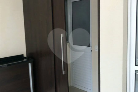 Apartamento à venda com 2 quartos, sendo 1 suíte,  em Campo Belo, São Paulo, SP