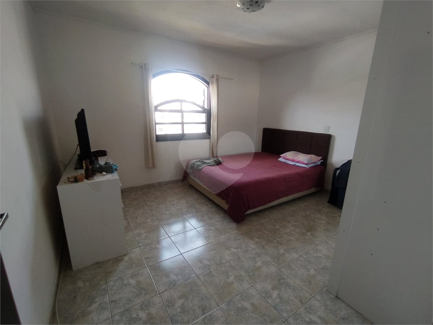 Sobrado à venda com 3 quartos, sendo 1 suíte, em Tremembé, São Paulo, SP