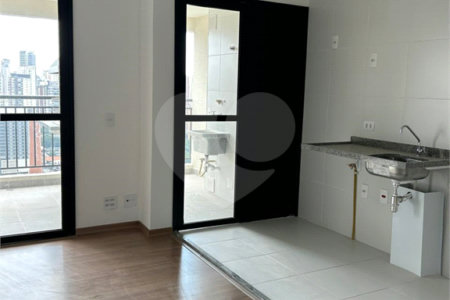 Apartamento para alugar com 2 quartos, sendo 1 suíte, em Vila Firmiano Pinto, São Paulo, SP
