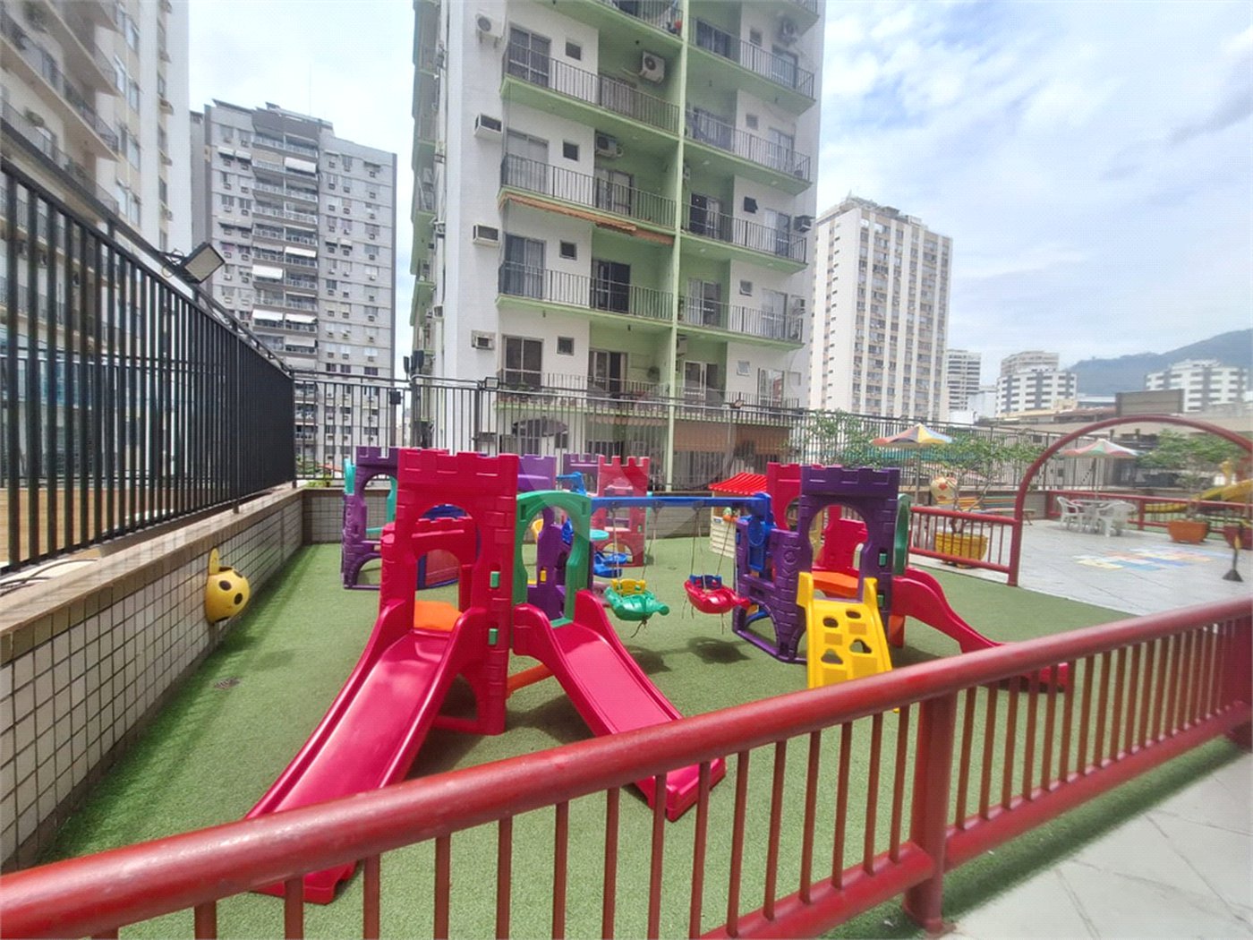 Apartamento à venda com 3 quartos, sendo 1 suíte,  em Vila Isabel, Rio de Janeiro, RJ