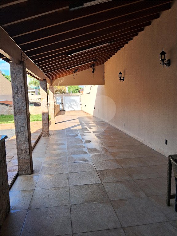 Casa à venda com 3 quartos, sendo 1 suíte, em Jardim Rossignatti, Indaiatuba, SP