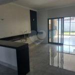 Casa à venda com 3 suítes no condomínio Reserva Real, Paulínia - SP