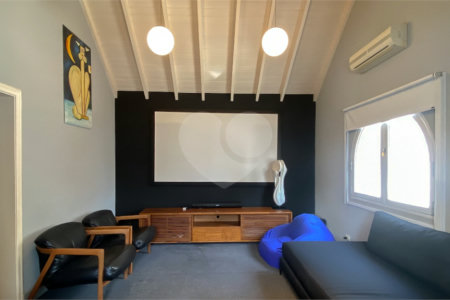 Casa à venda com 4 quartos, sendo 3 suítes, no condomínio Brisa Verde, São Paulo - SP