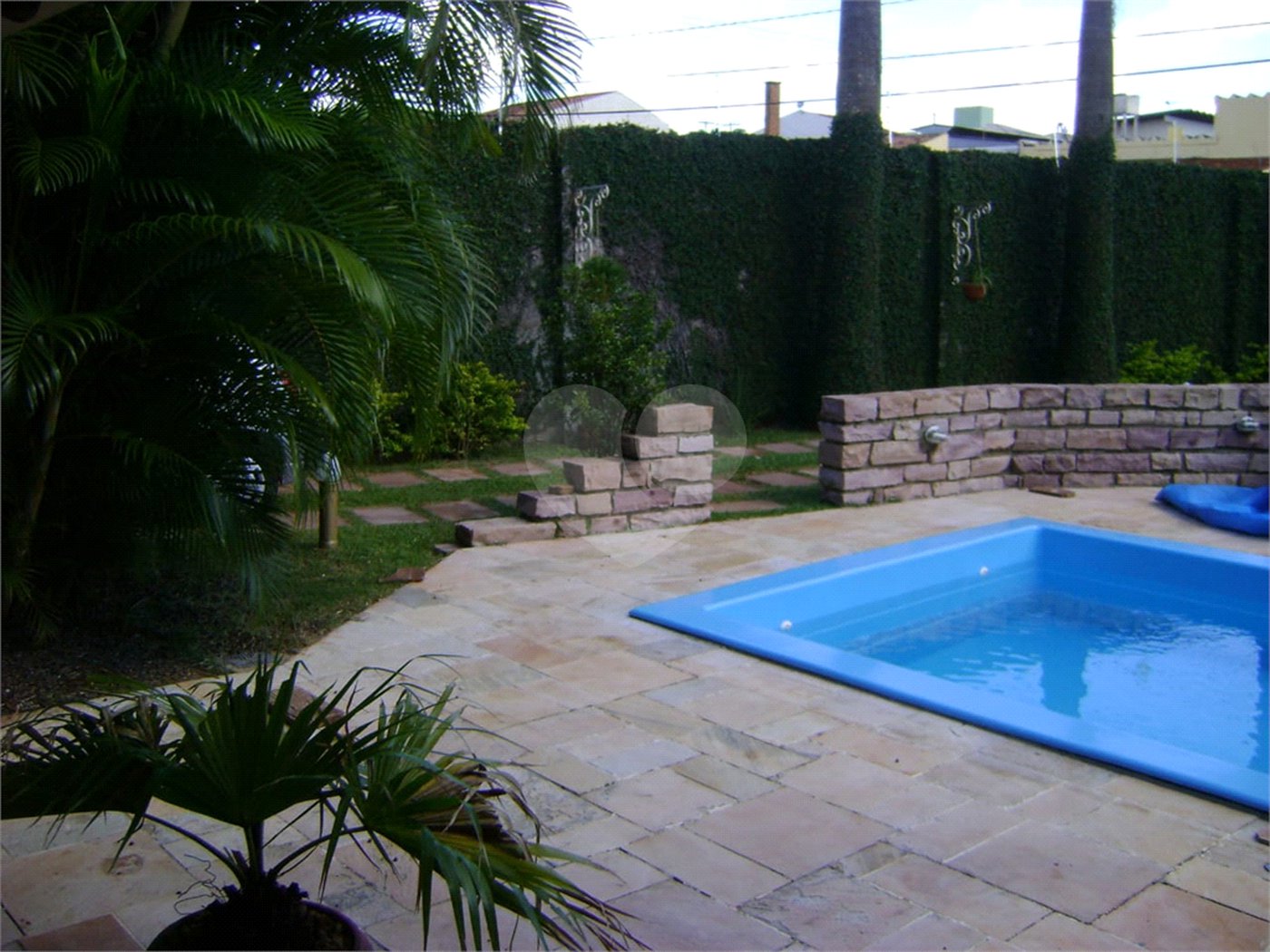 Casa à venda com 2 suítes em Jardim Eliana, Araraquara, SP