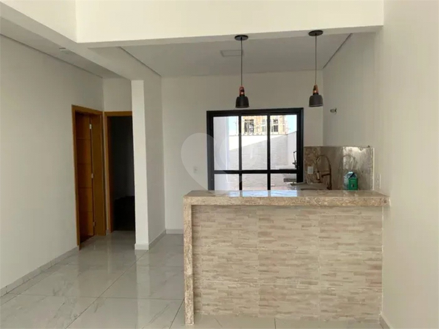 Casa à venda com 3 quartos, sendo 1 suíte, no condomínio Horto Florestal Villagio, Sorocaba - SP