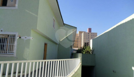 Casa em condomínio à venda com 2 quartos em Vila Mazzei, São Paulo, SP
