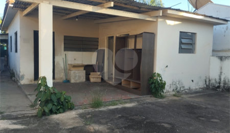 Casa Térrea à venda com 3 quartos, sendo 1 suíte,  em Vila Xavier (vila Xavier), Araraquara, SP