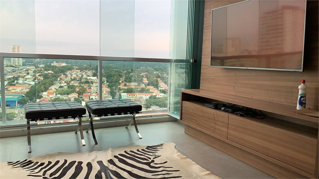 Apartamento à venda com 2 quartos, sendo 1 suíte, em Campo Belo, São Paulo, SP