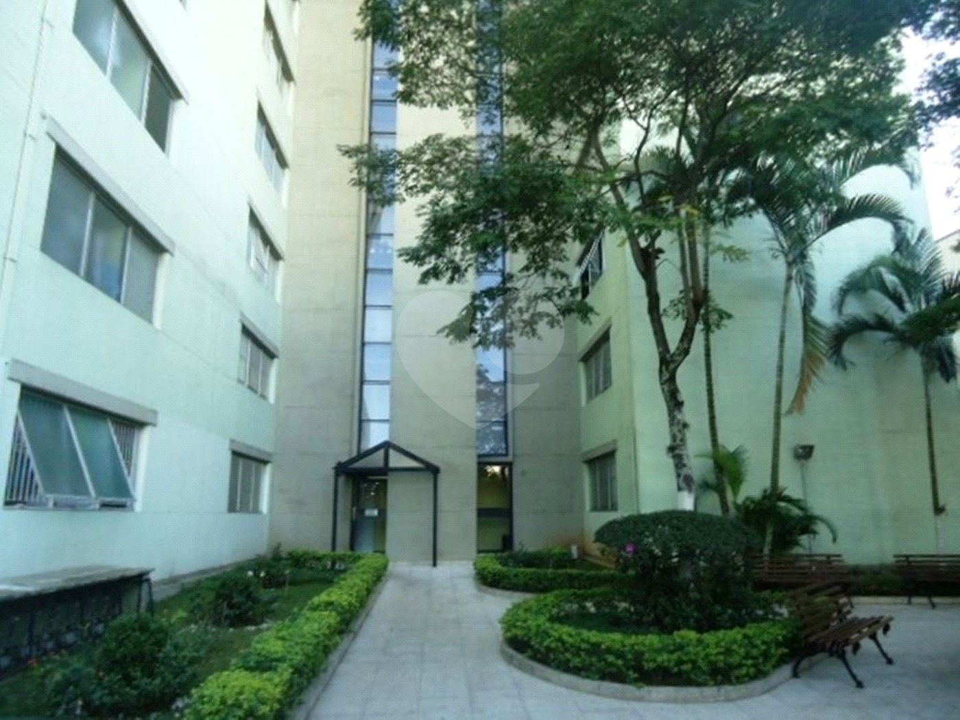 Casa à venda com 2 suítes no condomínio martinha, São Paulo - SP