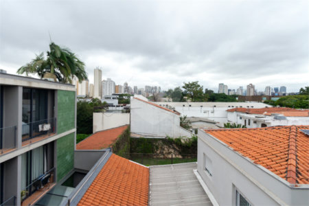 Casa à venda com 2 quartos, sendo 1 suíte, no condomínio Vloft, São Paulo - SP
