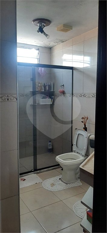 Sobrado à venda com 8 quartos em Jardim São Luís, São Paulo, SP