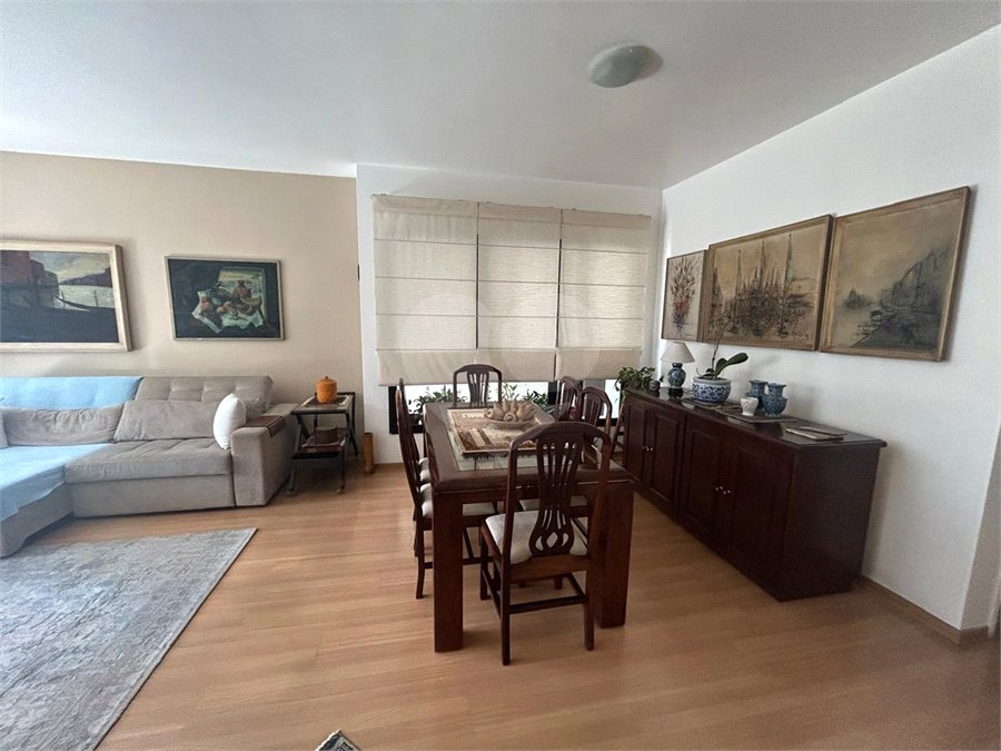 Apartamento à venda com 4 quartos, sendo 2 suítes, em Pinheiros, São Paulo, SP